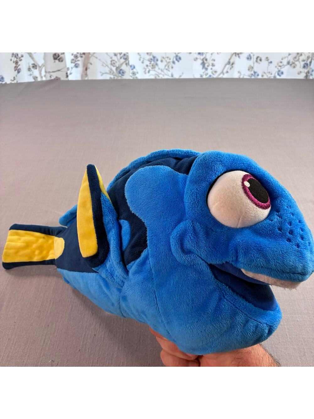 Disney Pixar Finding Dory Plush Stuffed Fish Toy Blue Yellow 15”